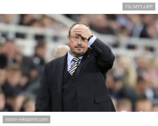 贝尼特斯凭借铁血防守带领新球队实现逆势反弹